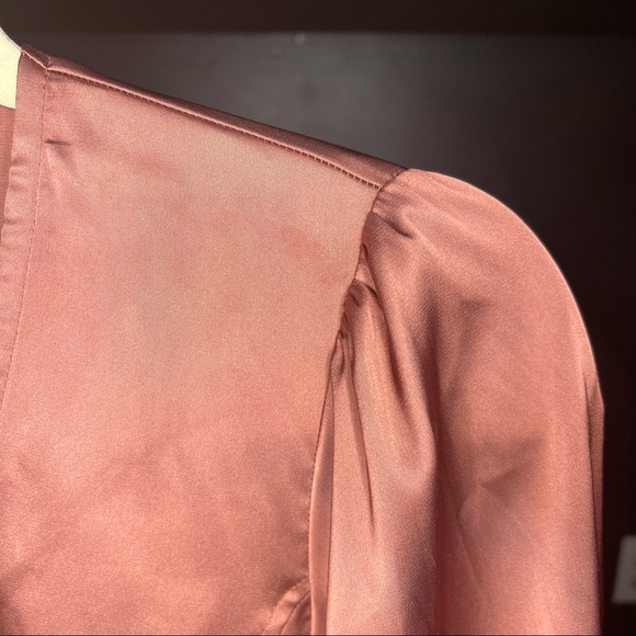EXPRESS ROSE GOLD BLOUSE - Picture 5 of 9